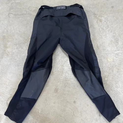 Splat Shop - Jitsie Hopper - Waterproof Pants / Shorts (Clearance 30% Off,  Only 4XL Left)